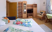 fuchs_appart_klein09.jpg